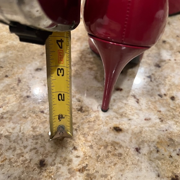 Colin Stuart Stiletto 4" heels-worn once in home-size 9 peep toe style plus! - Picture 4 of 11